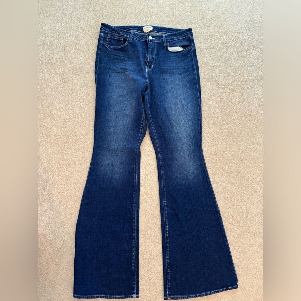 Women’s L’agence Dark Wash Boot Cut Jeans Sz 32